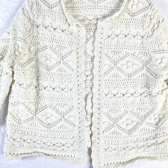 Elegant Cream Women's Sweater - Picture 3 of 10